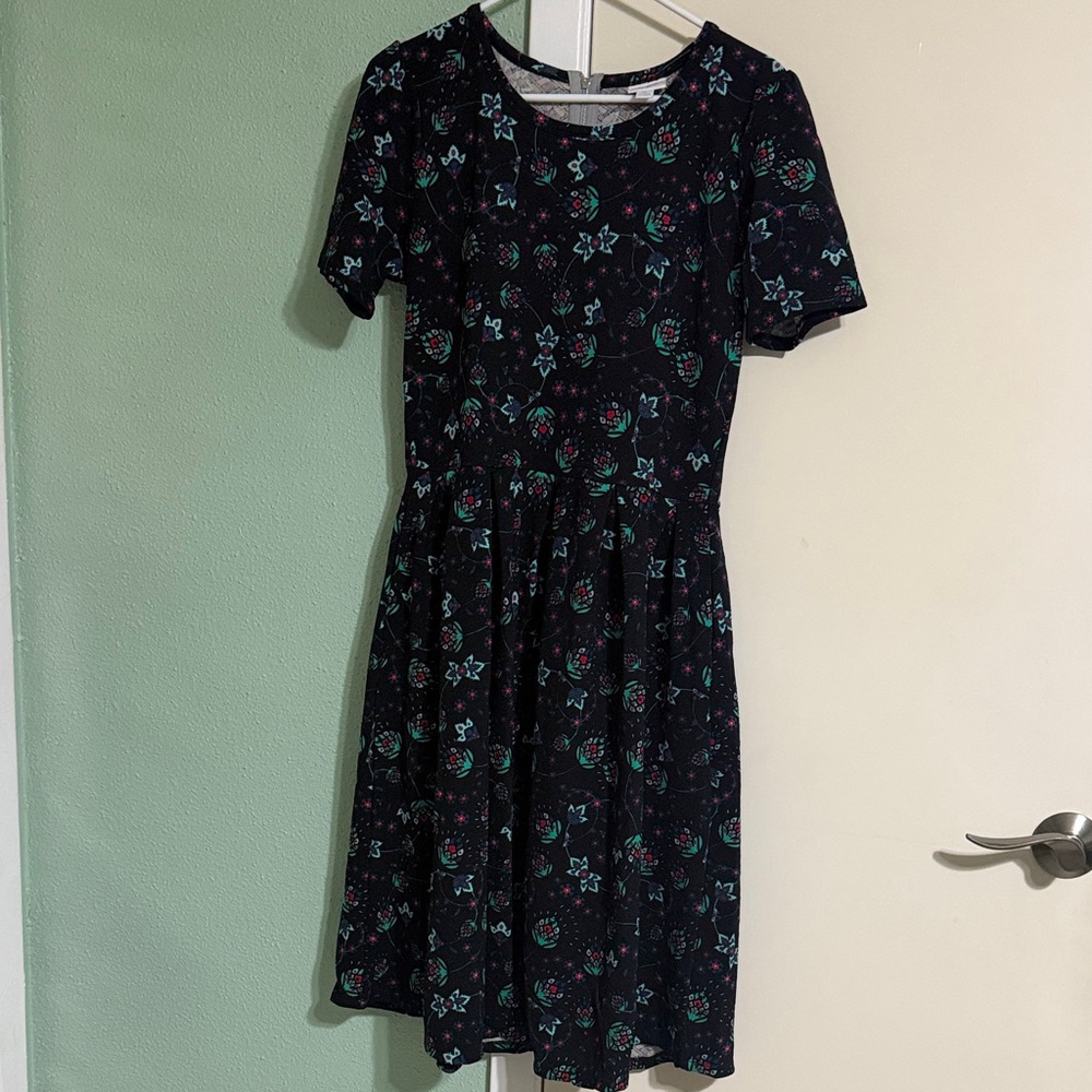 LuLaRoe LLR XL Floral Black Dress Like New Amelia